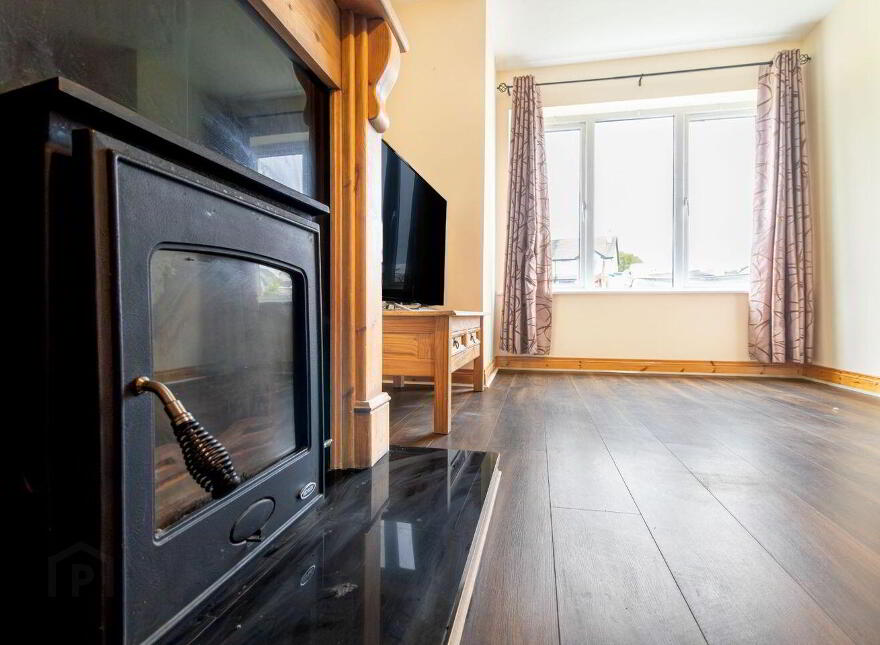 24 Rathcluain Village, Kiltimagh, F12F856