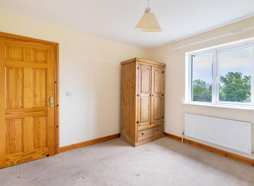 24 Rathcluain Village, Kiltimagh, F12F856