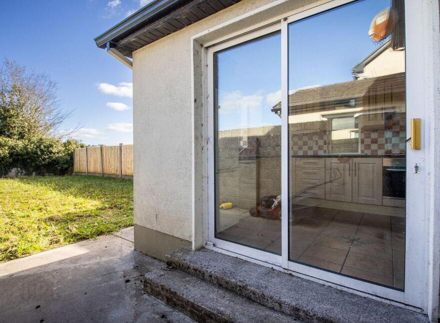 24 Rathcluain Village, Kiltimagh, F12F856