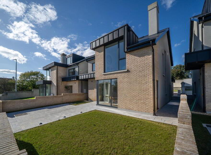 2 Watersland, Kinsale, P17WE28
