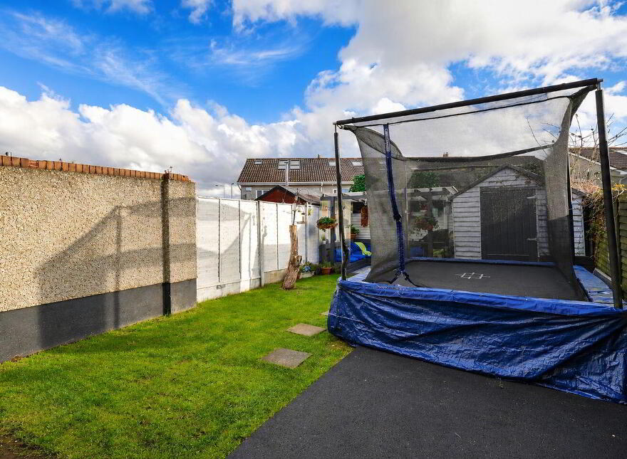 16 Broadfield Heath, Rathcoole