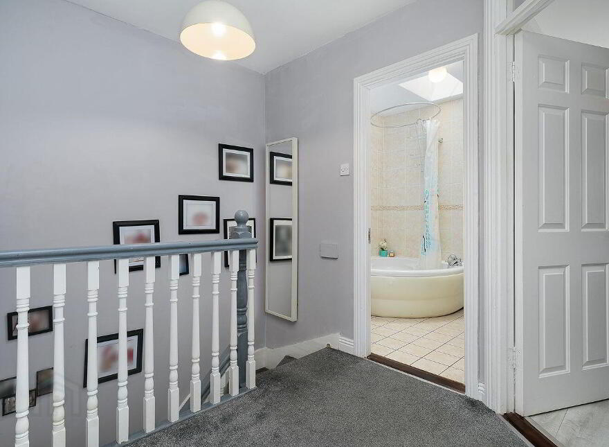16 Broadfield Heath, Rathcoole