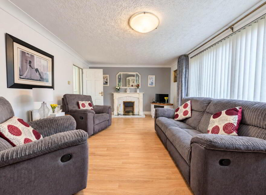 2 Laburnum Park, Belfast, BT17 0BS