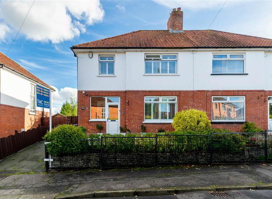 194 Sicily Park, Finaghy, Belfast, BT10 0AQ photo