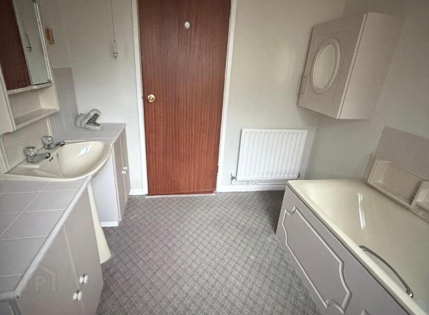 13 Meadow Park, Strabane, BT82 9QE