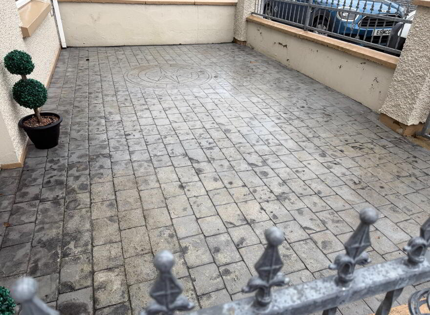 13 Meadow Park, Strabane, BT82 9QE