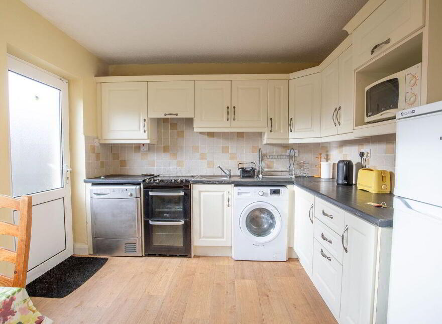 21 Beechwood Park, Ballybane, H91K4KC