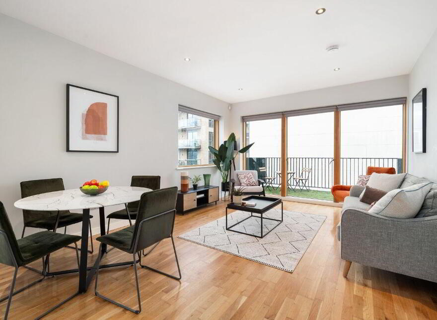 196 Sancton Wood, Heuston South Quarter, Dublin 8, D08ND34 photo