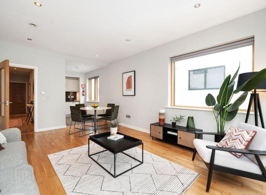 196 Sancton Wood, Heuston South Quarter, Dublin 8, D08ND34