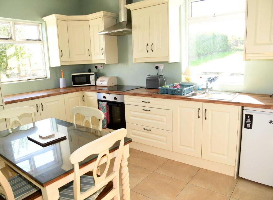 Gardenfield, Tuam, H54F433