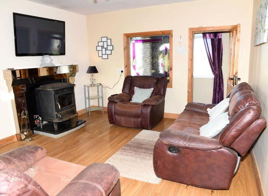 Gardenfield, Tuam, H54F433