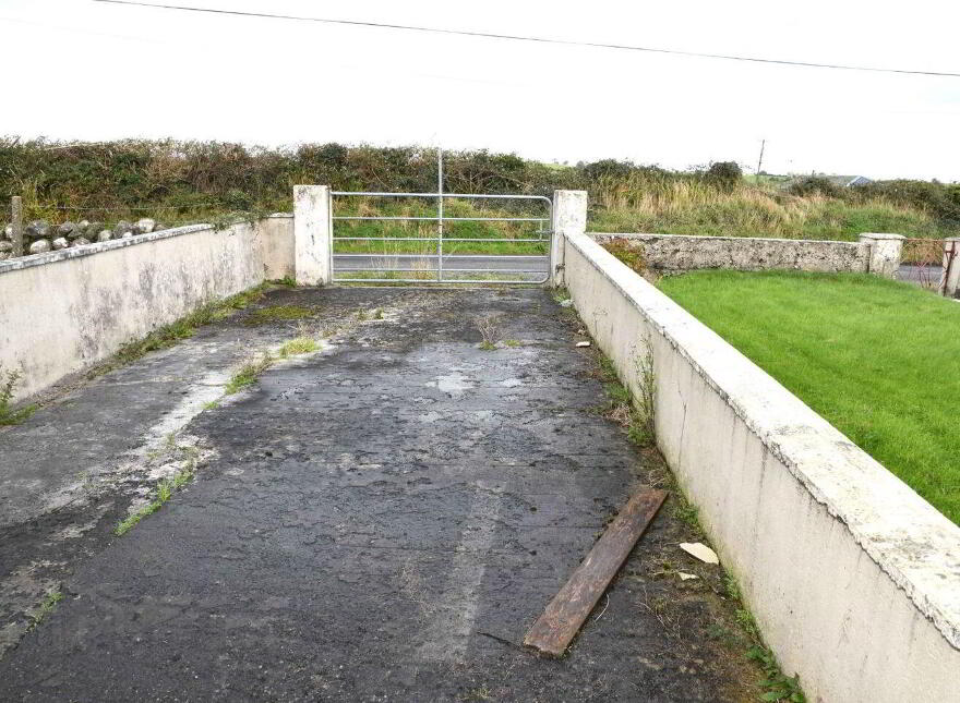 Gardenfield, Tuam, H54F433