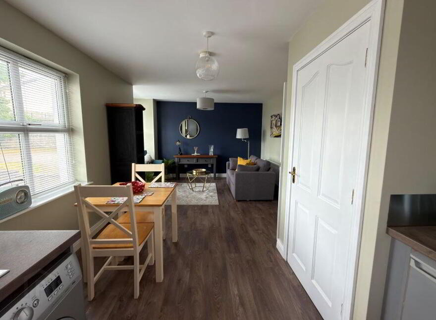 Apt 4, Aislinn Manor, Castlefin, F93E722