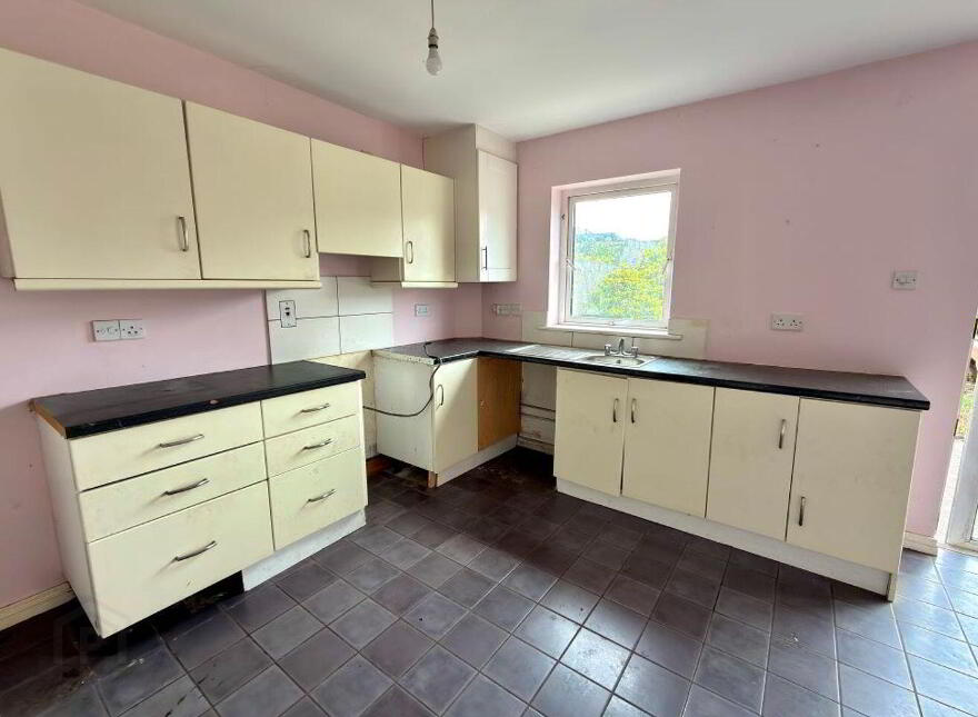 12 Barrack Close, Barrack Street, Dundalk, A91Y0C7