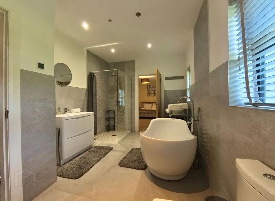 Aintree House, Tooban Upper, Burnfoot, F93HT6T