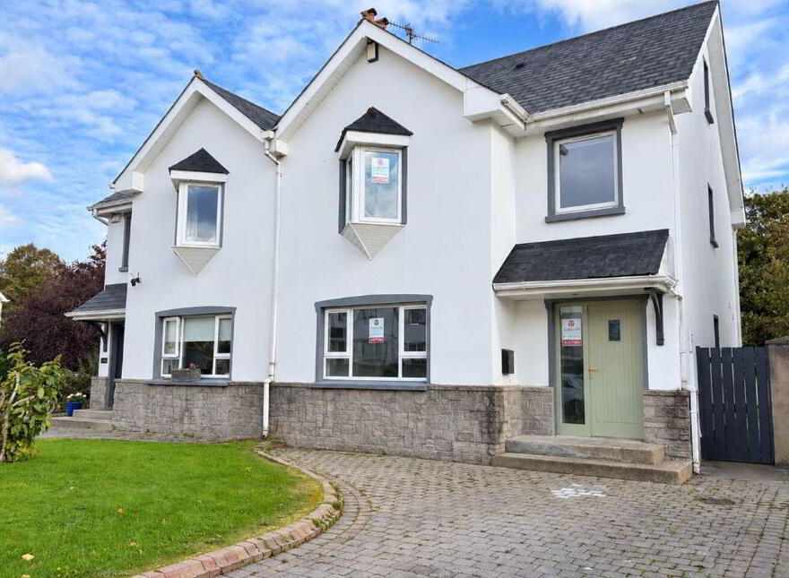 12 Village Green, Omeath, A91R2RP