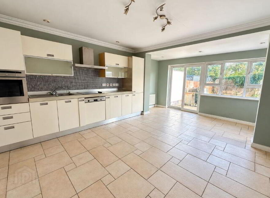 12 Village Green, Omeath, A91R2RP
