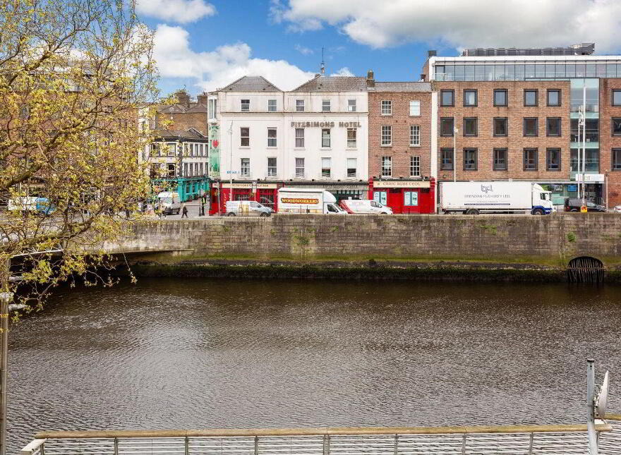 28 Ha'Penny Bridge House, Ormond Quay Lower, Dublin 1, D01WF24