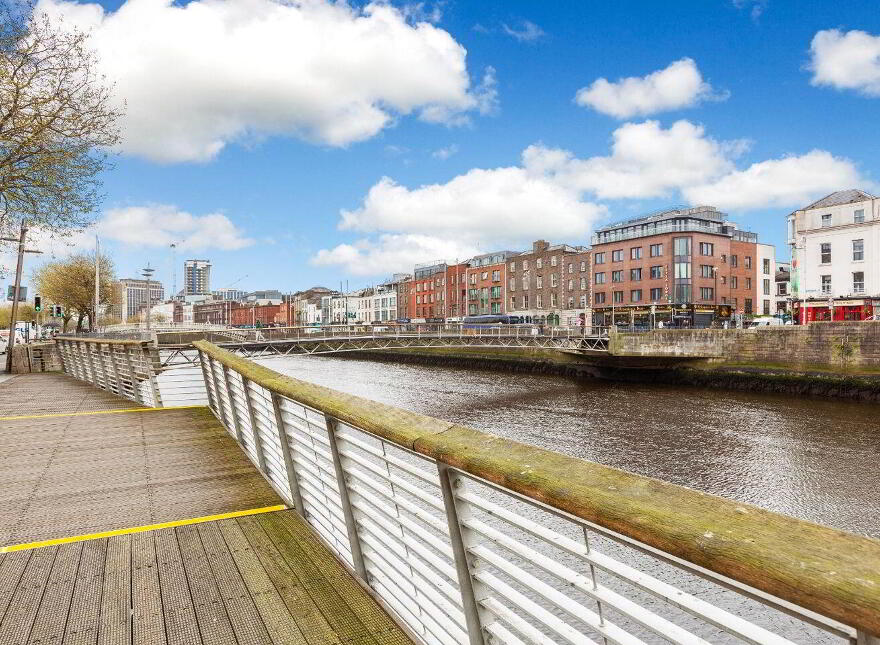 28 Ha'Penny Bridge House, Ormond Quay Lower, Dublin 1, D01WF24