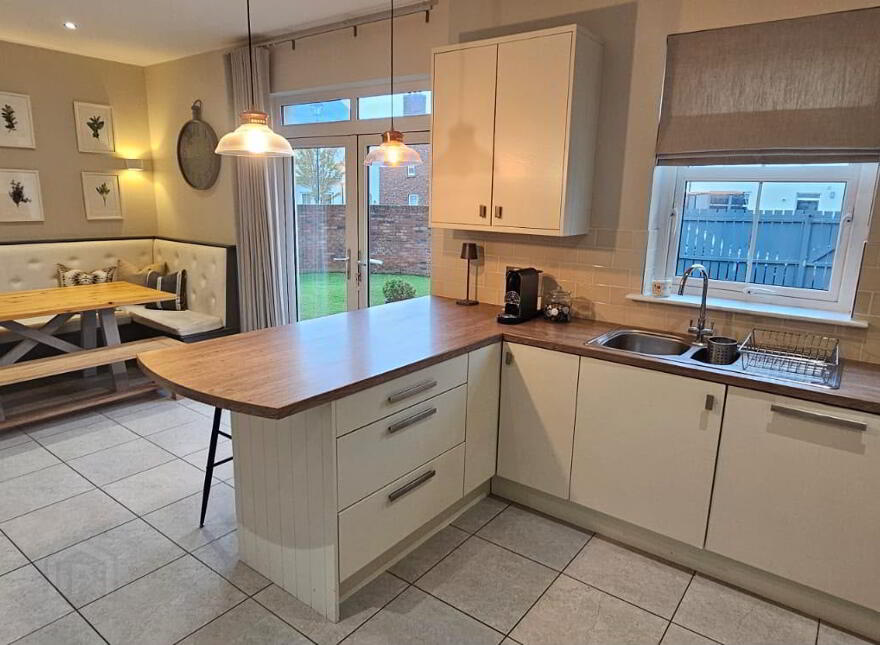 2 Hartley Hall Green, Greenisland, BT38 8FU
