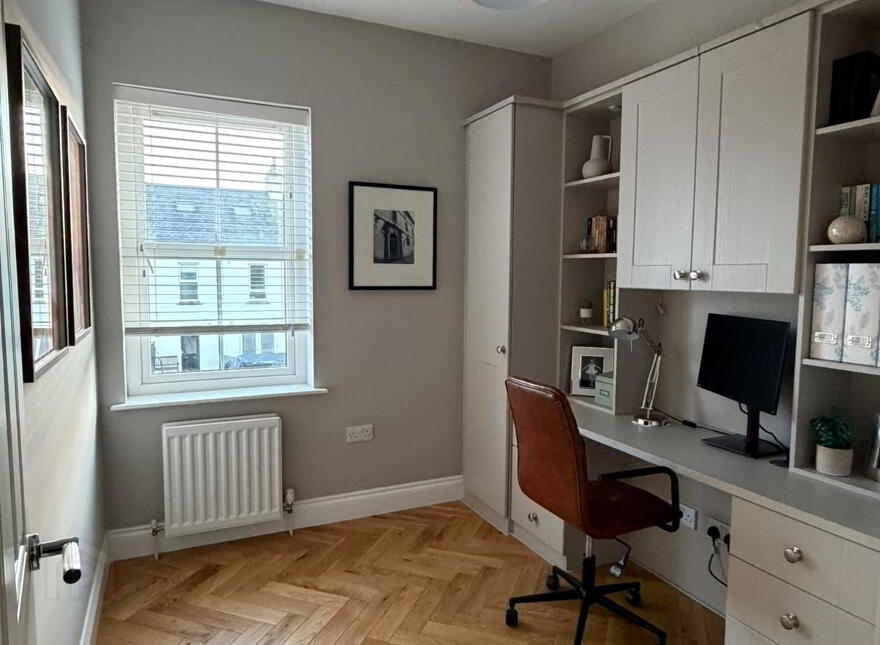 2 Hartley Hall Green, Greenisland, BT38 8FU