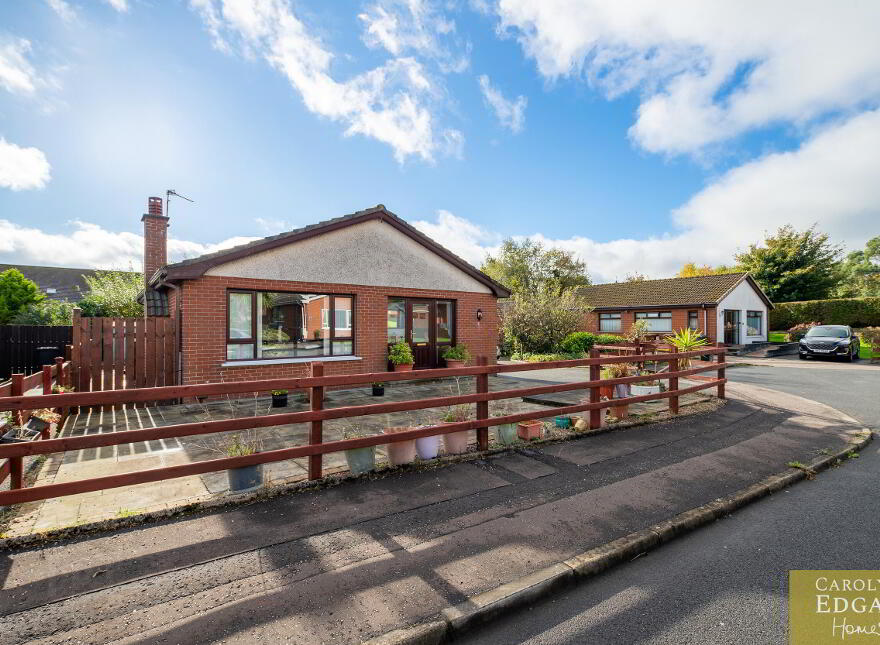 8 Shane Heights, Carrickfergus, BT38 8NY