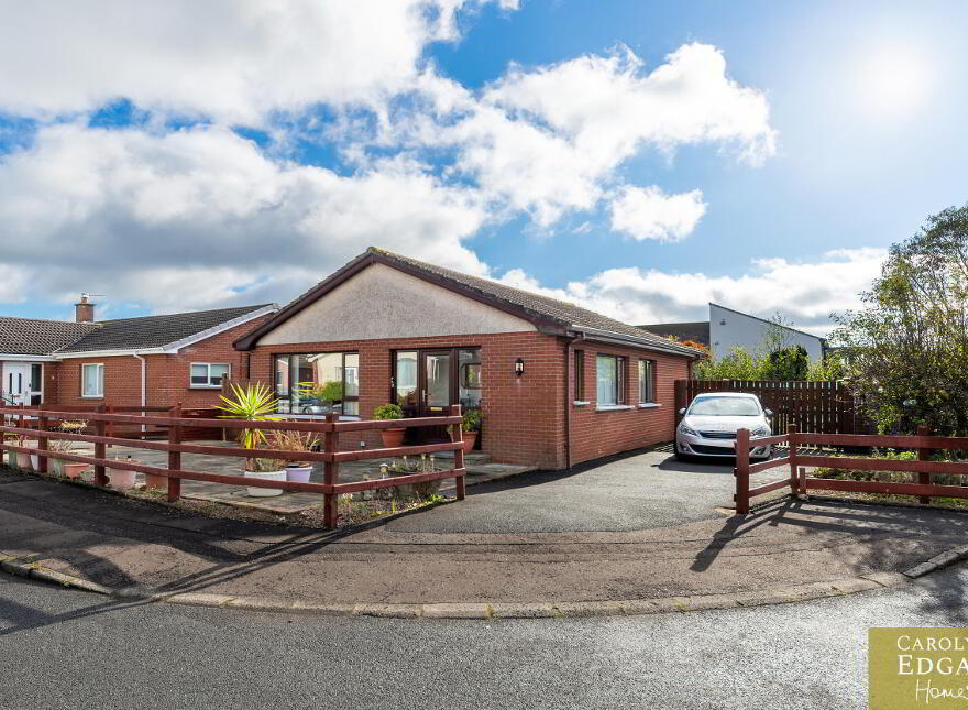 8 Shane Heights, Carrickfergus, BT38 8NY
