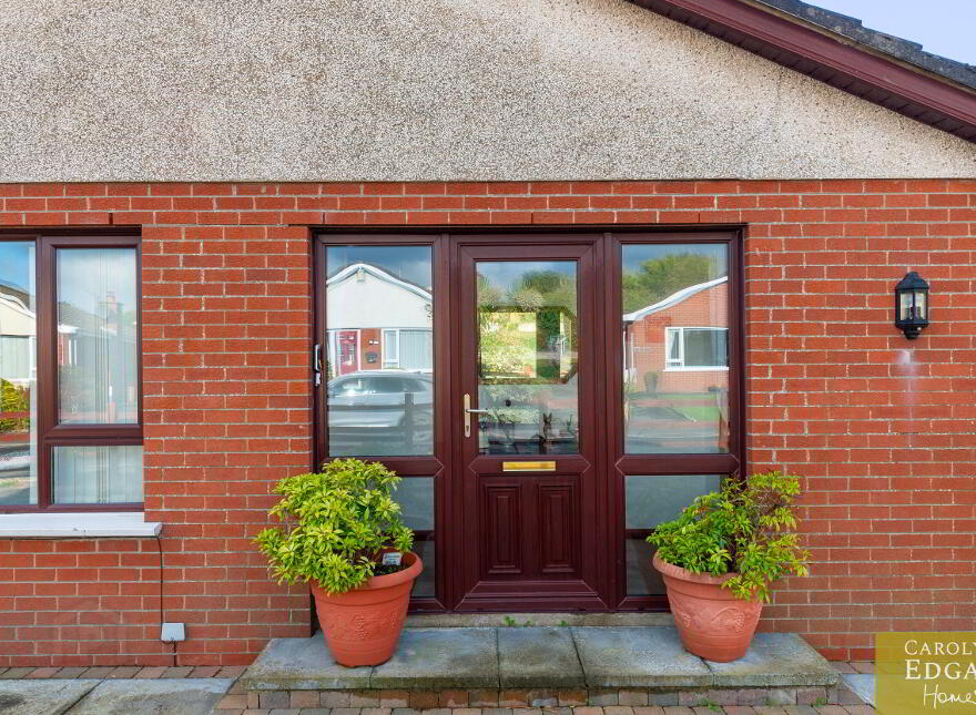 8 Shane Heights, Carrickfergus, BT38 8NY