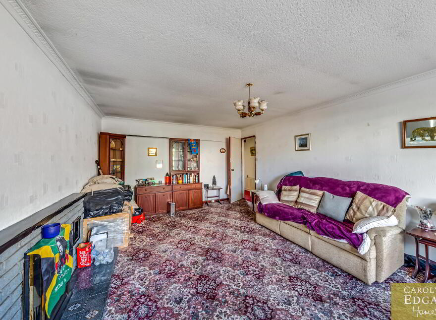 8 Shane Heights, Carrickfergus, BT38 8NY