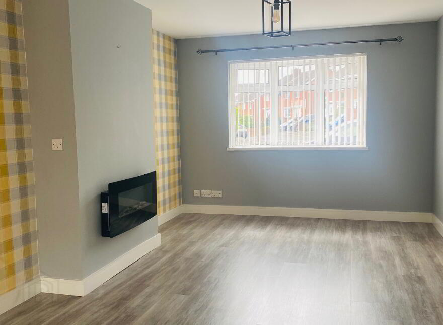10 Tara Crescent, Newtwonards, BT23 7DF
