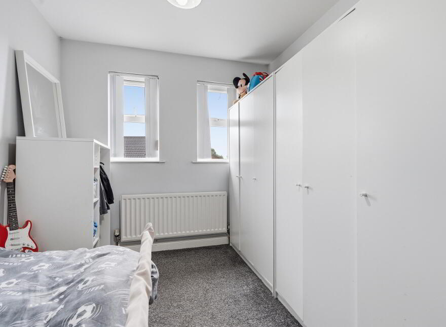 8 Balmoral Square, Bangor, BT19 7XL