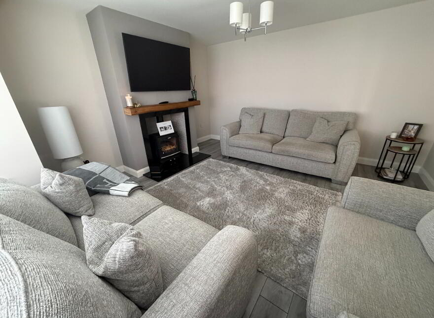 17 Ashbrook, Strabane, BT82 9TG