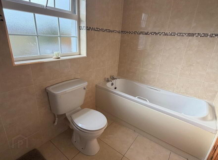 17 Ashbrook, Strabane, BT82 9TG
