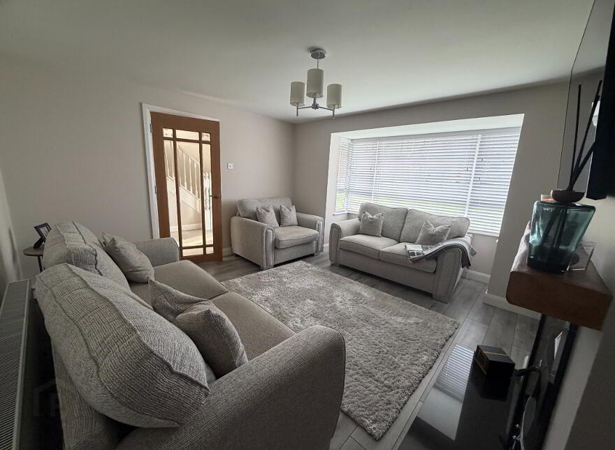 17 Ashbrook, Strabane, BT82 9TG