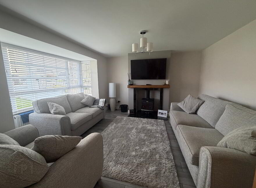 17 Ashbrook, Strabane, BT82 9TG