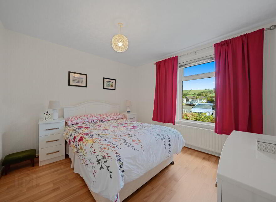 2 Glenluce Drive, Belfast, BT4 2QN