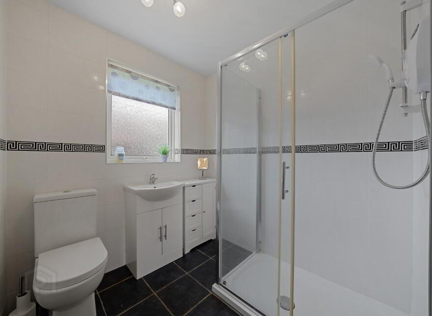 2 Glenluce Drive, Belfast, BT4 2QN