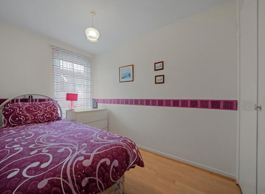 2 Glenluce Drive, Belfast, BT4 2QN