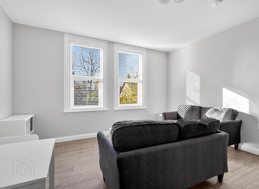 Apt 2, 56 Myrtlefield Park, Belfast, BT9 6NG