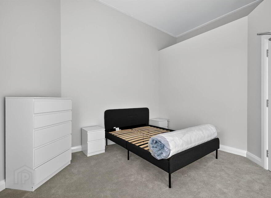 Apt 2, 56 Myrtlefield Park, Belfast, BT9 6NG