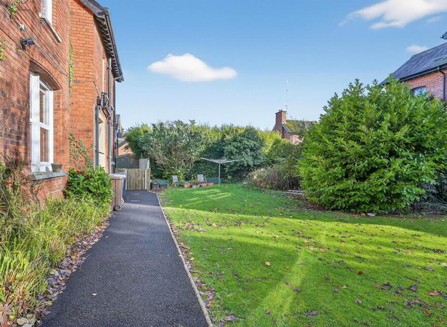Apt 2, 56 Myrtlefield Park, Belfast, BT9 6NG