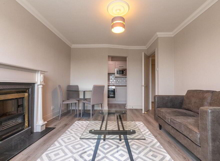 Apartment 33 Lisalea, Frascati Park, Blackrock, Blackrock, A94E302