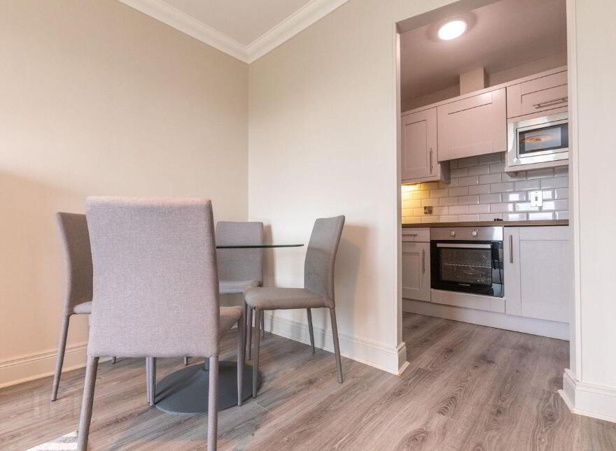 Apartment 33 Lisalea, Frascati Park, Blackrock, Blackrock, A94E302