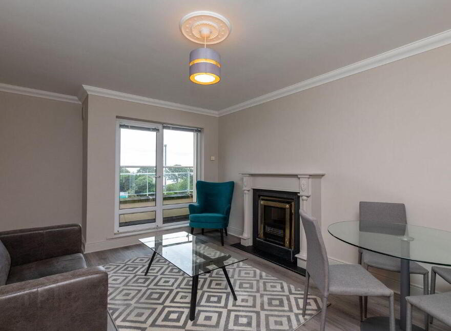 Apartment 33 Lisalea, Frascati Park, Blackrock, Blackrock, A94E302