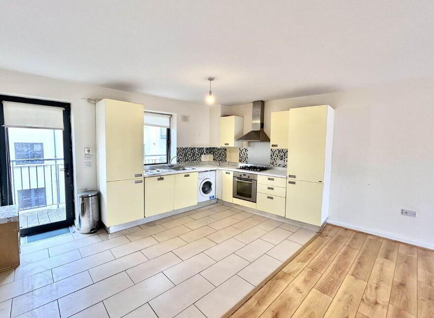 An Tsean Mhargadh, 308 Block B, Greenlanes, Drogheda, A92D439
