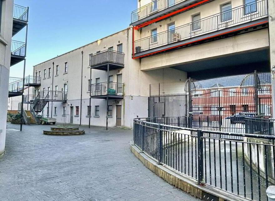 An Tsean Mhargadh, 308 Block B, Greenlanes, Drogheda, A92D439