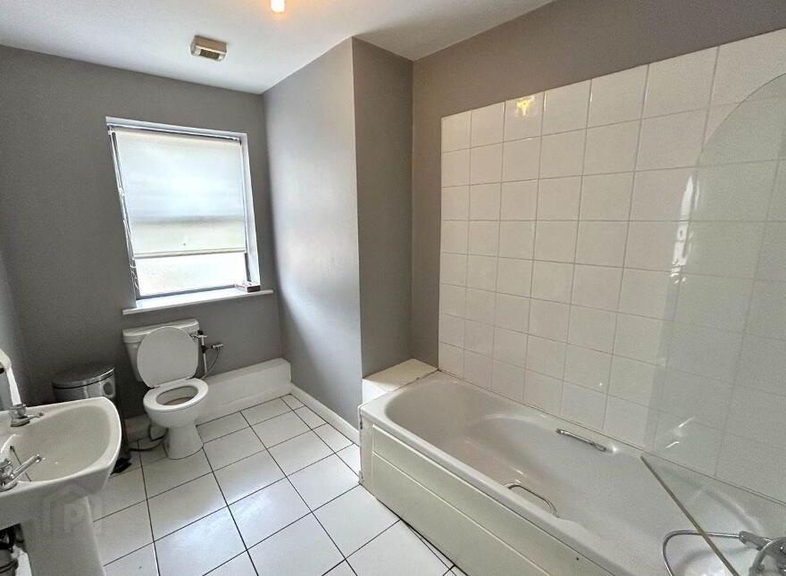 An Tsean Mhargadh, 308 Block B, Greenlanes, Drogheda, A92D439