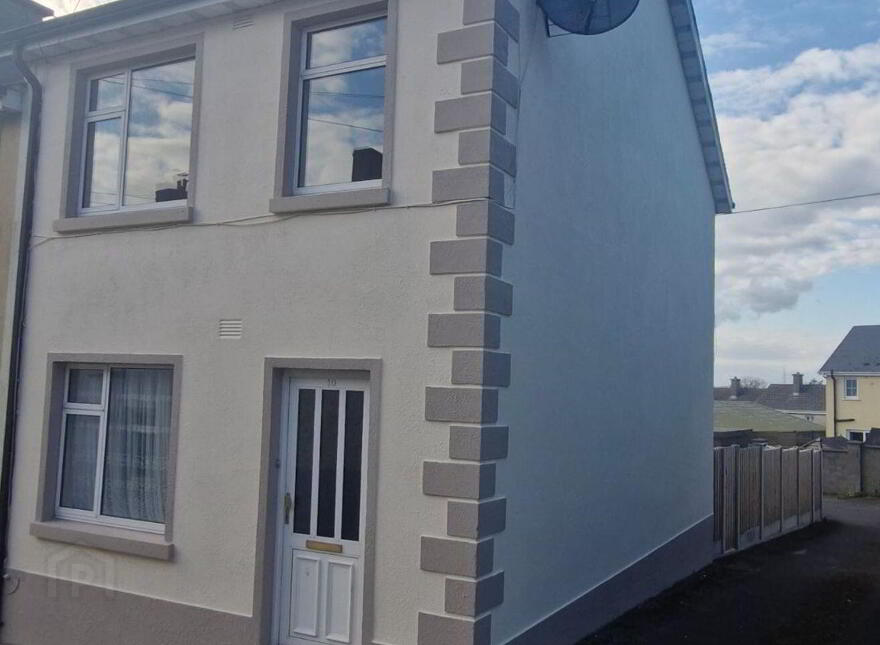 10 Cross Street, New Ross, Y34E024 photo