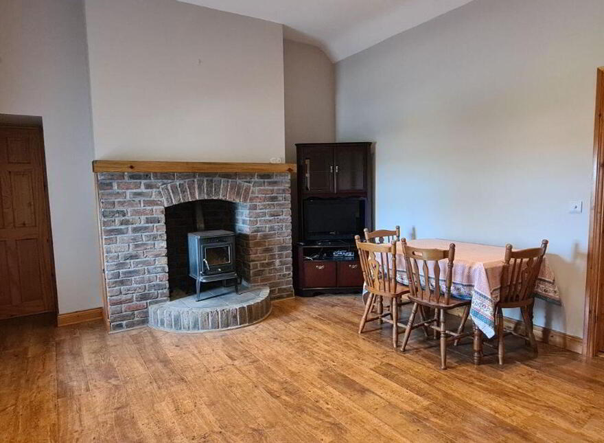 Cloonfinlough, Strokestown, Tulsk, F42ER88
