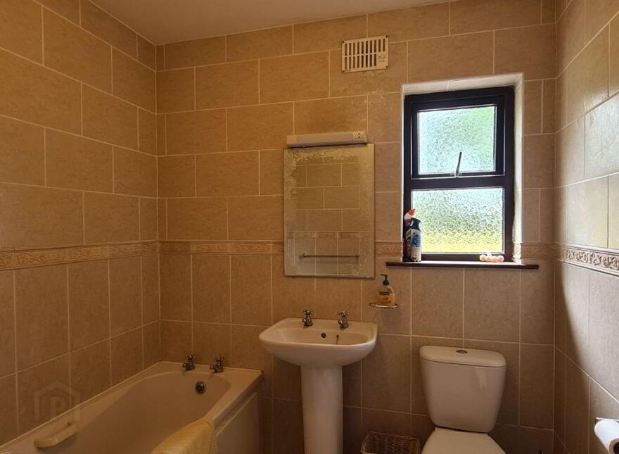 Cloonfinlough, Strokestown, Tulsk, F42ER88